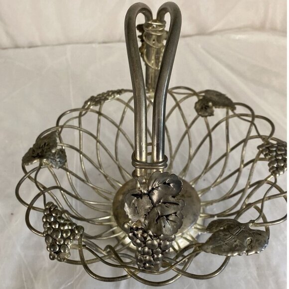 Vintage Godinger Silver Art GSA Silver-Plate Grape Leaf Design Fruit Basket MCM - Picture 5 of 15